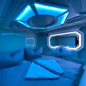 Space Night Capsule 베를린