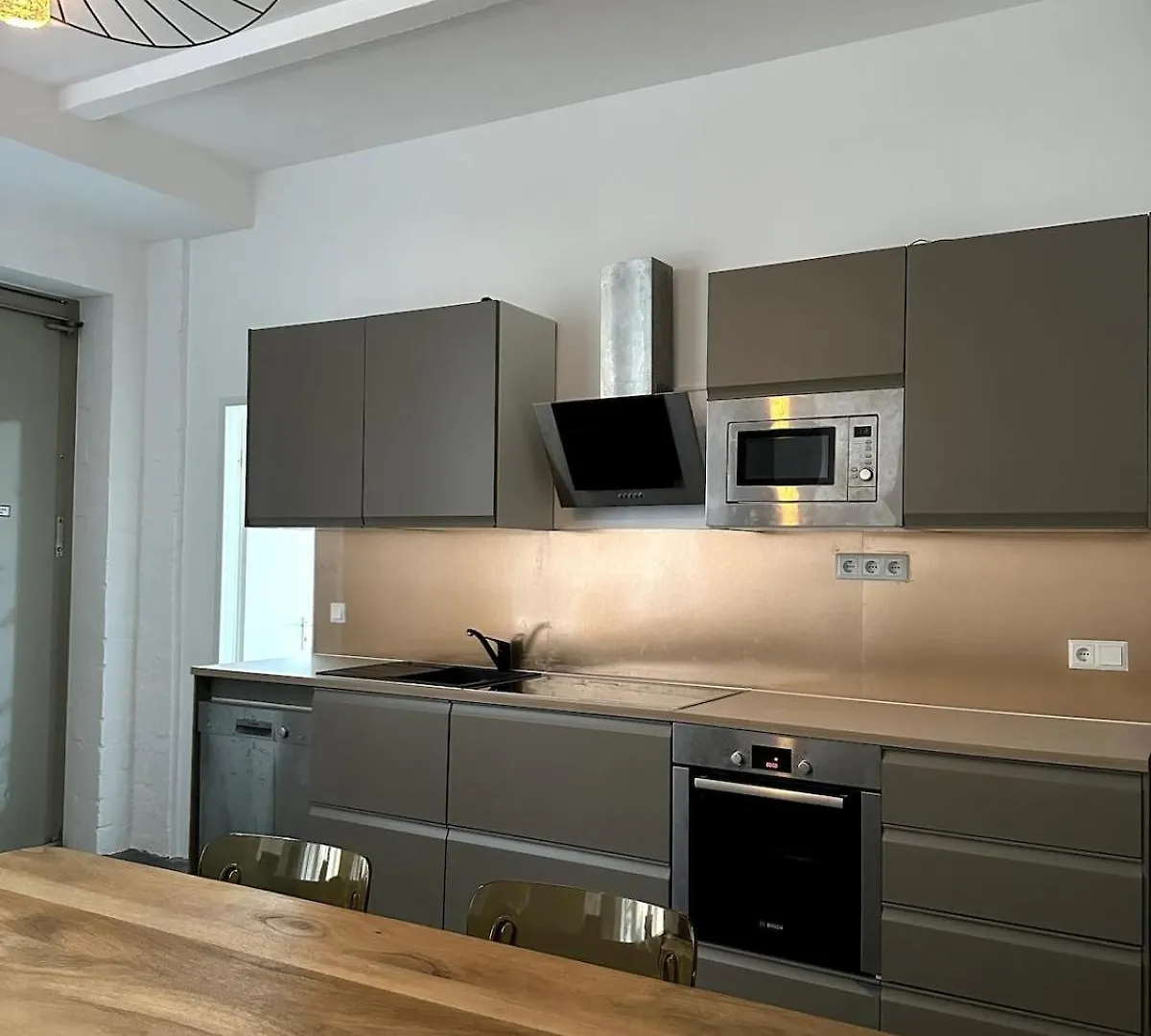 Elegant Gray Room In Vibrant Area 2 Berlin Germany